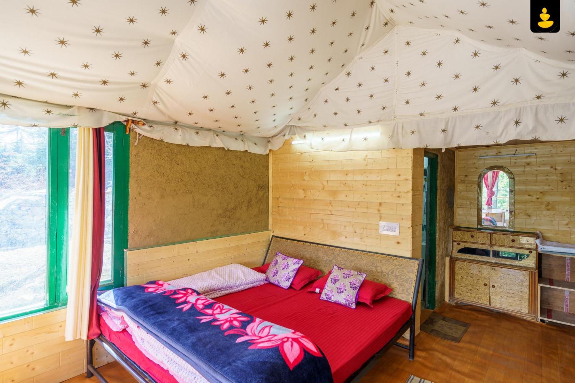 The Monk Campsite By Livingstone Kalpa Dış mekan fotoğraf